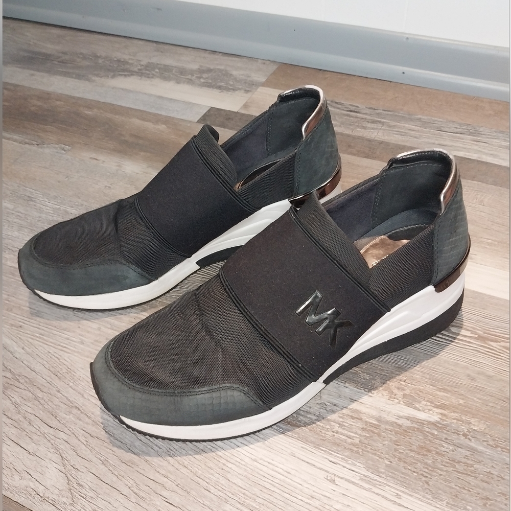 Michael Kors Women's Shoes, Size 9, Black and White